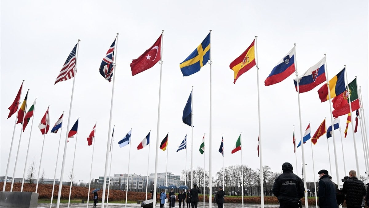 NATOnun savunma ittifaki oldugu iddiasi yalan